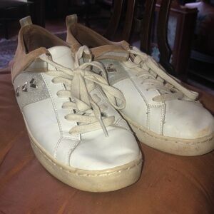 Jack Rogers sneakers
